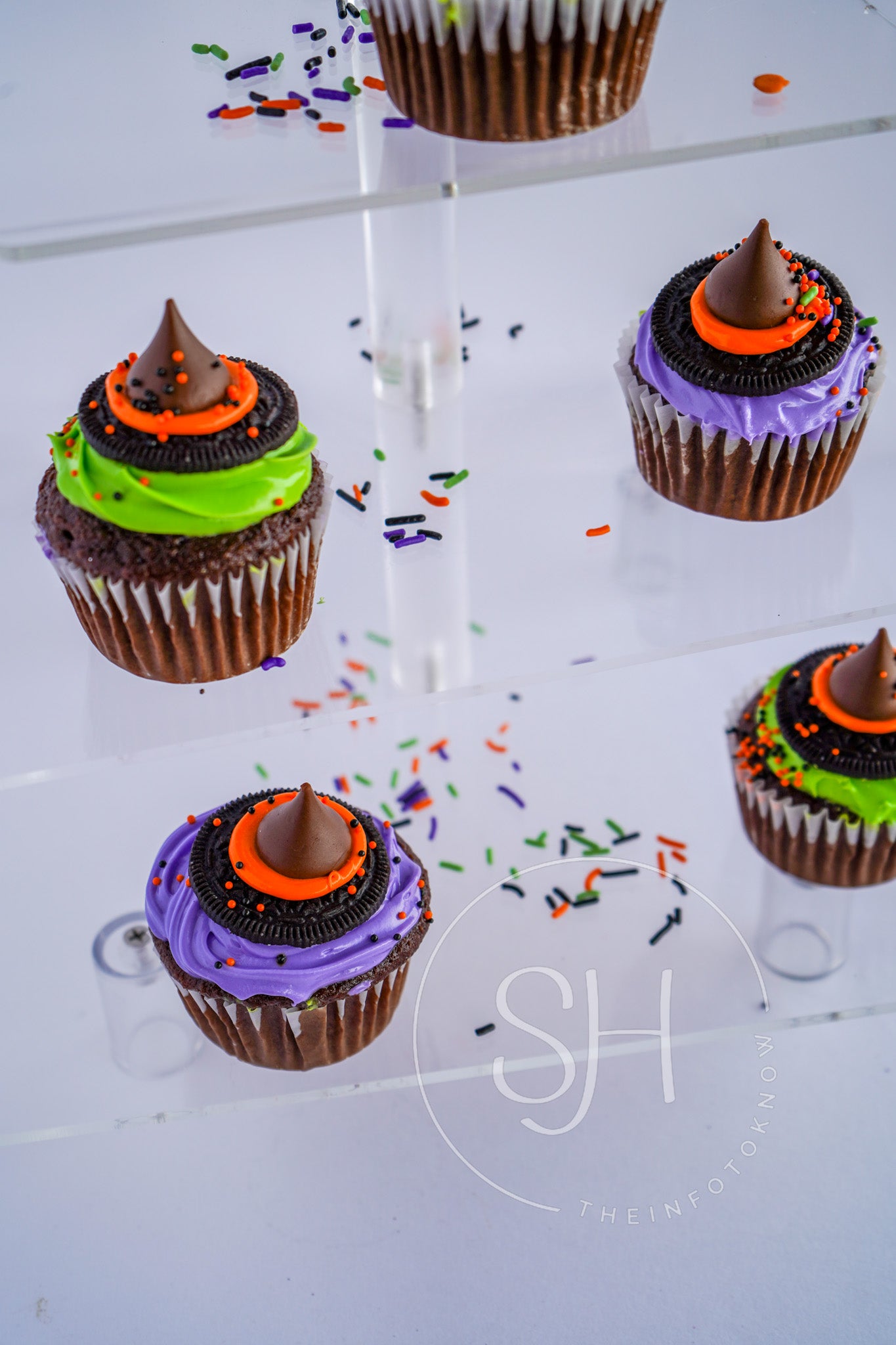 Mystical Witch Hat Delight Cupcakes - set 3 of 3