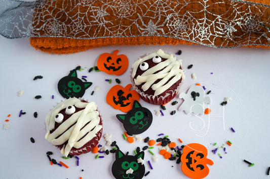 Spooky Mummy Delight Cupcakes - set 5 of 5