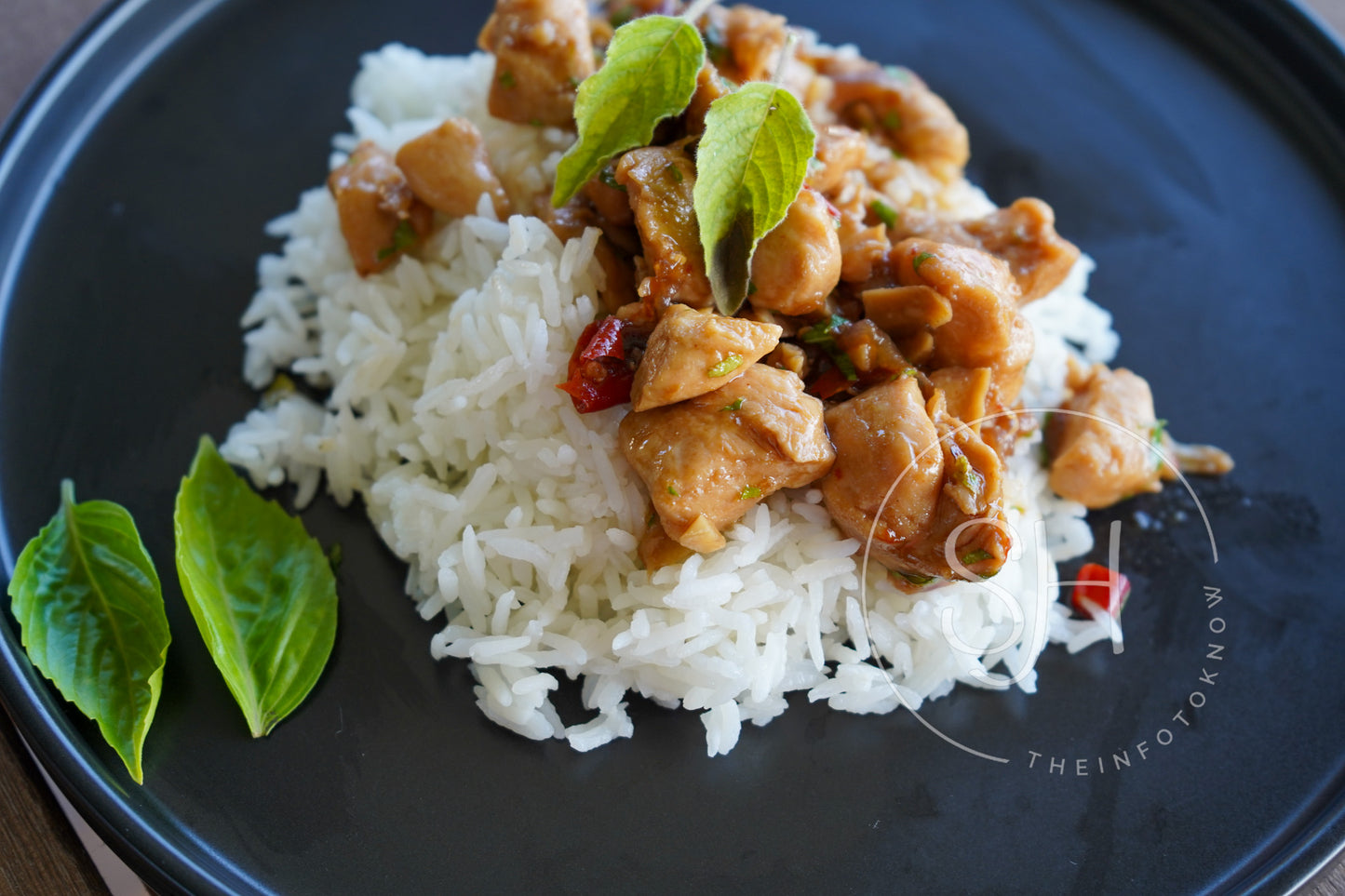 Spicy Thai Basil Chicken - set 1 of 3