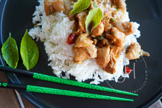 Spicy Thai Basil Chicken - set 1 of 3