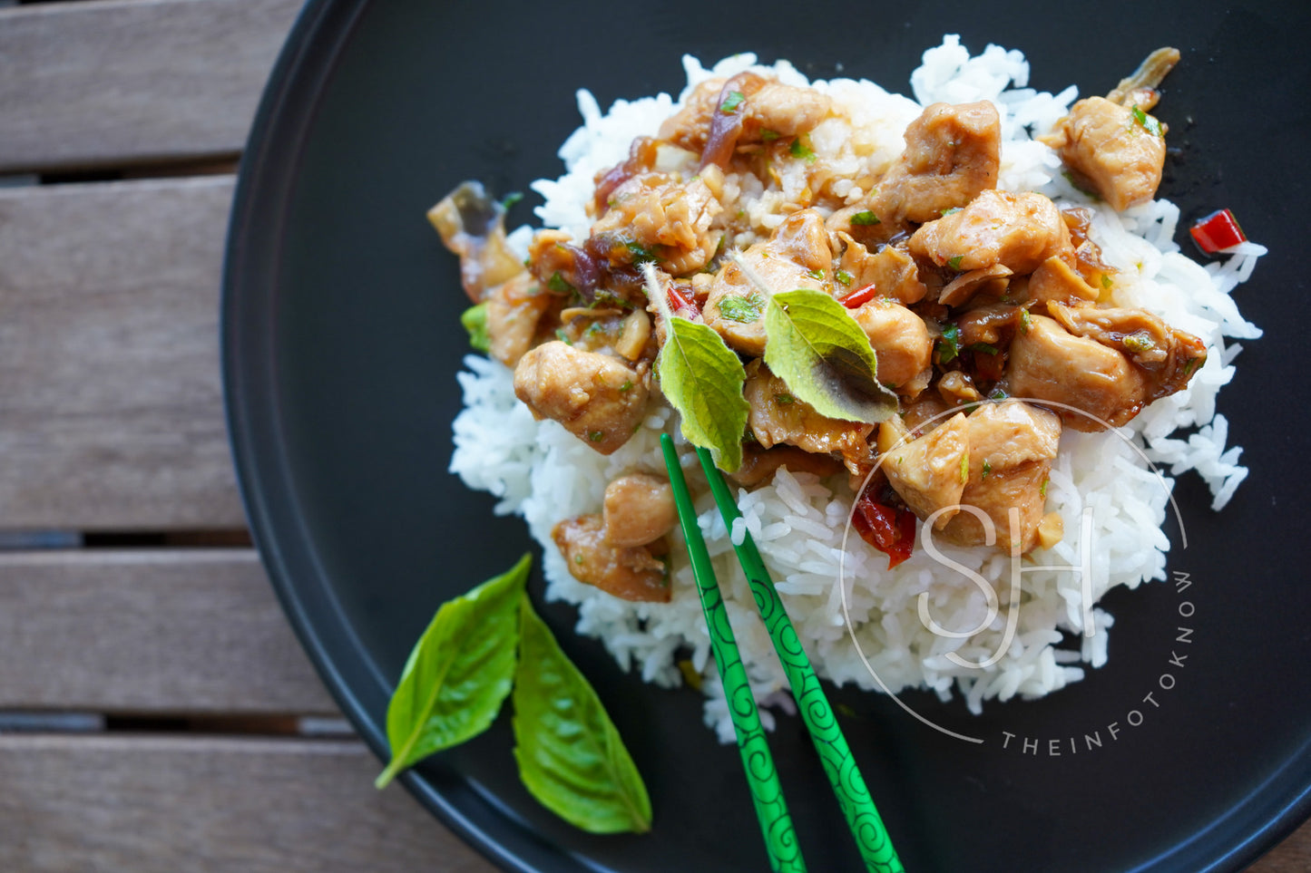 Spicy Thai Basil Chicken - set 1 of 3