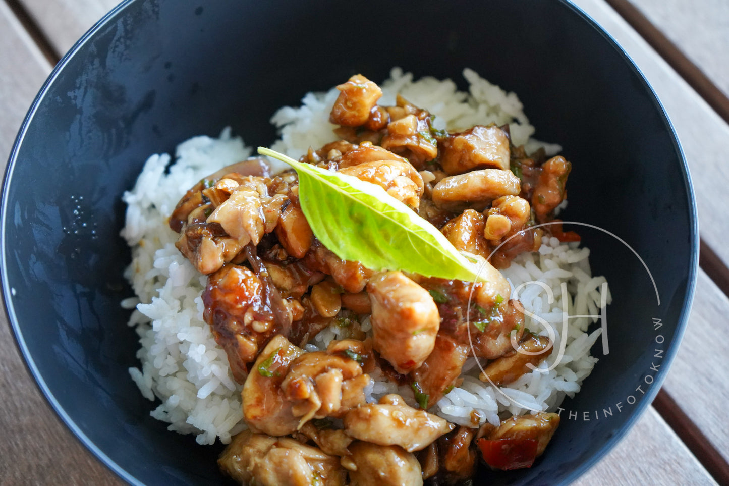 Spicy Thai Basil Chicken - set 2 of 3