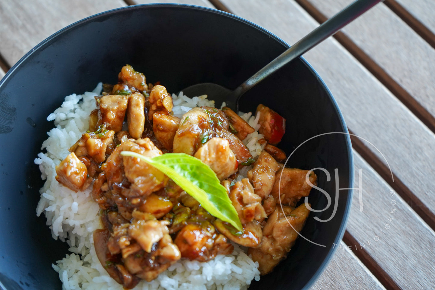 Spicy Thai Basil Chicken - set 2 of 3