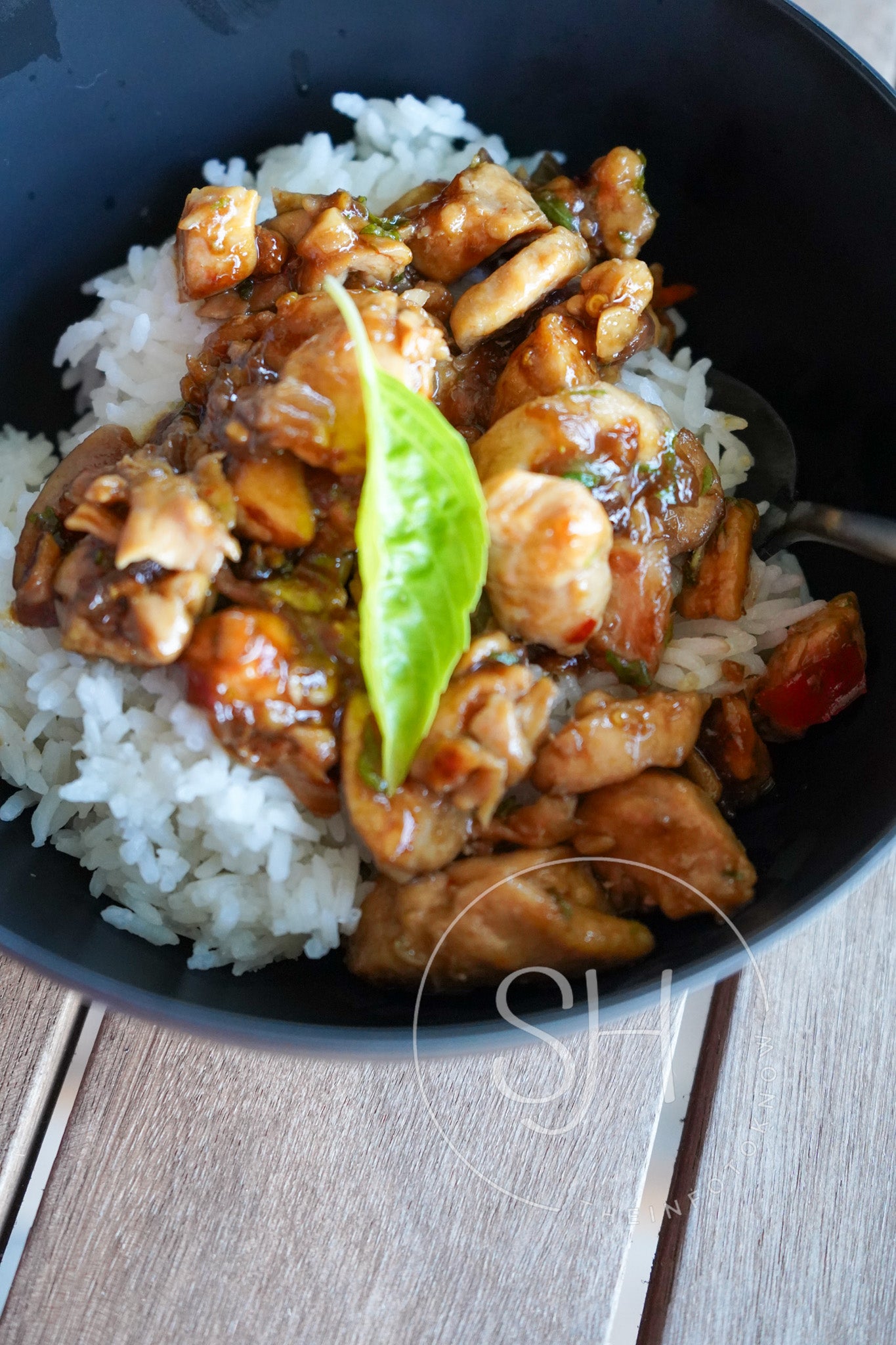 Spicy Thai Basil Chicken - set 2 of 3